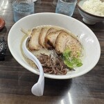 九州ラーメン 一心亭 - 九州とんこつラーメン