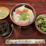 コンプレ プラス - これだけ付いて900円、安い！