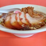 宝明楼 - チャーシューメン､別の角度から。