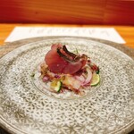 銀座 炎 田むら - 炙り伊佐木サラダ仕立て 炭の香り