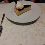 資生堂パーラー サロン・ド・カフェ ラゾーナ川崎店 - バスクチーズケーキ