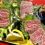 A4等級！石垣牛の炙りタタキ刺