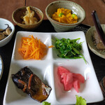 お休み処 茶話 あだち - 小鉢