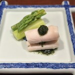 鳥匠 いし井 - 蒸した高坂鷄、アスパラガス