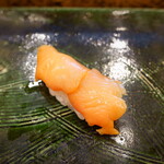 にぎり鮨 一五〇 - 赤貝