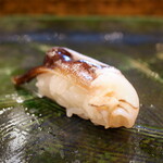 にぎり鮨 一五〇 - 鳥貝