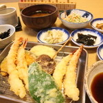 Shrimp tempura set meal