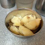 カリーライス専門店エチオピア - ジャガイモを崩して待つ