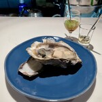 Spice & Dining KALA - ■Tides & Peat（潮騒と泥炭）
                                　岩牡蠣とオクトモア