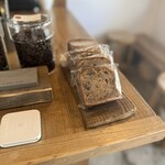 COFFEE STAIN - パウンドケーキも美味しそう。