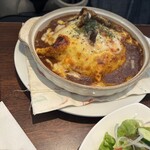 アリンガ - ナスと木の子のミートオムライス