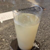 ダイナミックキッチン＆バー 響 カレッタ汐留店  - 濃厚なレモンサワー※名称忘れ