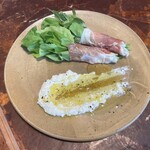 Pizza 4P's - 無添加生ハムとリコッタチーズロール