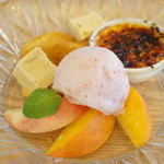 桃の農家カフェ ラペスカ - 桃づくしプレート（900円）
