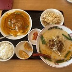台湾料理 萬福 - かに玉ランチ 台湾豚骨ラーメン