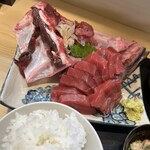 魚の松本 - 料理写真:本マグロ赤身定食（ご飯お代わり自由）
2180円