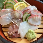 旬菜の味わい がら里 - 単品刺し盛り