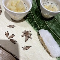 鮨 無垢/鮨 白銀 - 