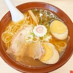 おもだかや - 料理写真:支那そばたまご入り