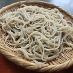 蕎麦 阿き津 - セイロのアップ