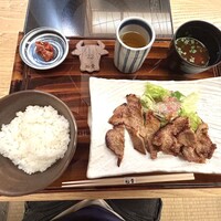 すき焼き 牛しゃぶ 松重 - 豚肩ロースのみそ焼き定食