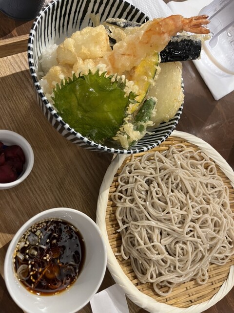 はなこそばページ スタンド JAPA SOBA HANAKO（ジャパ ソバ ハナコ） 』都会的な