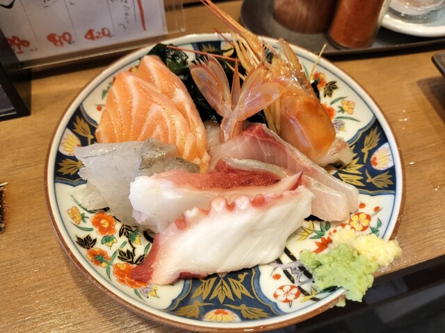 Tachinomi Uotsubaki Tsubakicho Ten photo 5