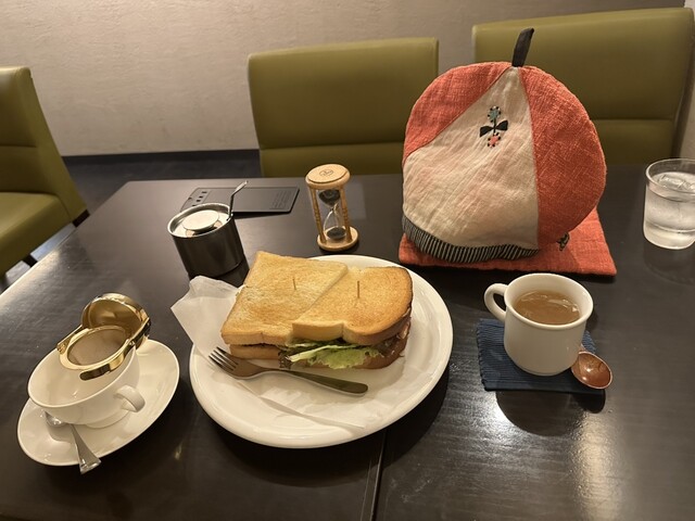 Coffee & Tea BBB photo 2