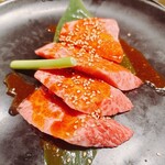 まる良炭火焼肉 - 