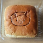 デイリーヤマザキ - 料理写真:あゆコロちゃんパン（つぶあん、ホイップクリーム）