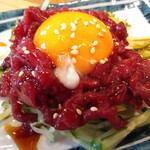 分倍河原 肉流通センター - 桜ユッケ879円