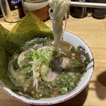 水田商店 - 麺は当然細麺‼️
