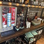 ドンピノキオ - ドリンクバーとサラダバー