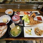 ウオトシ御食事処 - 