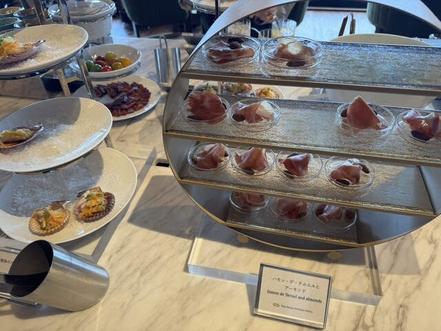 THE-MOMENT GRILL&DINING （ザ モーメント グリル&ダイニング