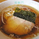成華門 - 醤油ラーメンです。