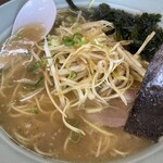 ラーメンショップ - 料理写真:ネギラーメン750円
