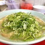 一楽ラーメン - 大盛りラーメンネギ多め！