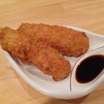 心水 - ちょい飲みセットの、三元豚と甘～いタマネギの串揚げです。めっちゃボリュームありますよ！