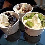 Yo Ma Ma Frozen Yoghurt - 