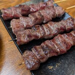 まる豚 - 上タン串