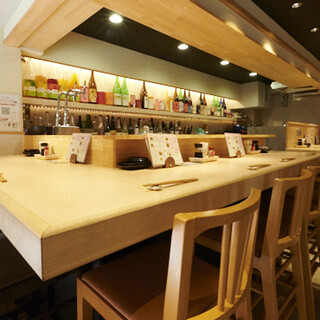 2駅利用可◆気軽に過ごせる居心地良い2フロアの空間◎貸切可能