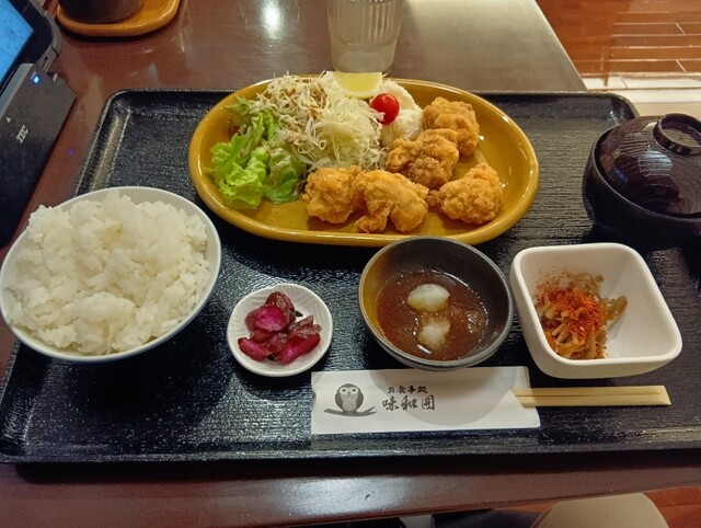 和歌山の食事 カフェSERENO（セレーノ）」の新鮮な刺身が大人気！ リピーター