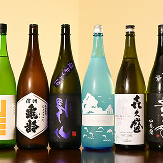 地元長野県のこだわった日本酒や、和食に寄り添った長野ワイン