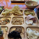 風にふかれて 津 - 