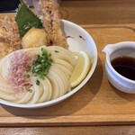 讃岐うどん　志成 - 