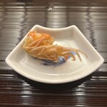 鮨 さえ喜 - 車海老の頭焼き