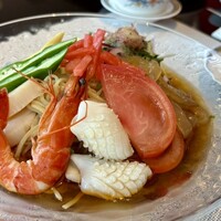 中国料理 桃李 - プリッっとした海老が 華やかさを演出 ٩(๑❛ᴗ❛๑)۶