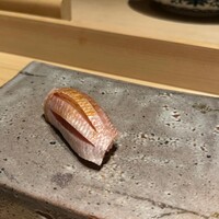鮨 由う - 