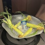 311735718 - 